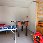 6 Person In *